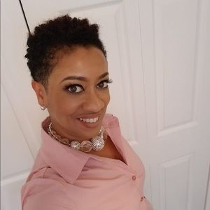 Meet your Posher, Suzzette